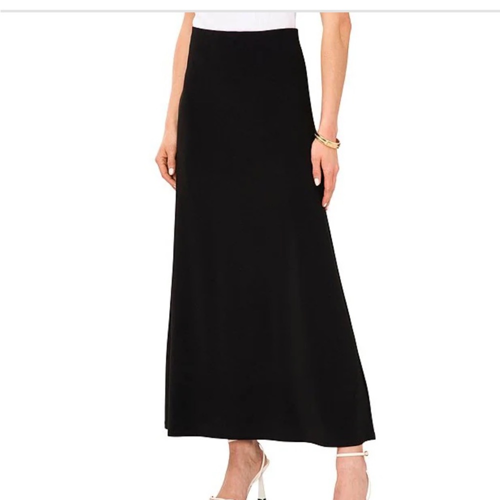 Vince Camuto Black Maxi Skirt - Sleek A-Line Silhouette